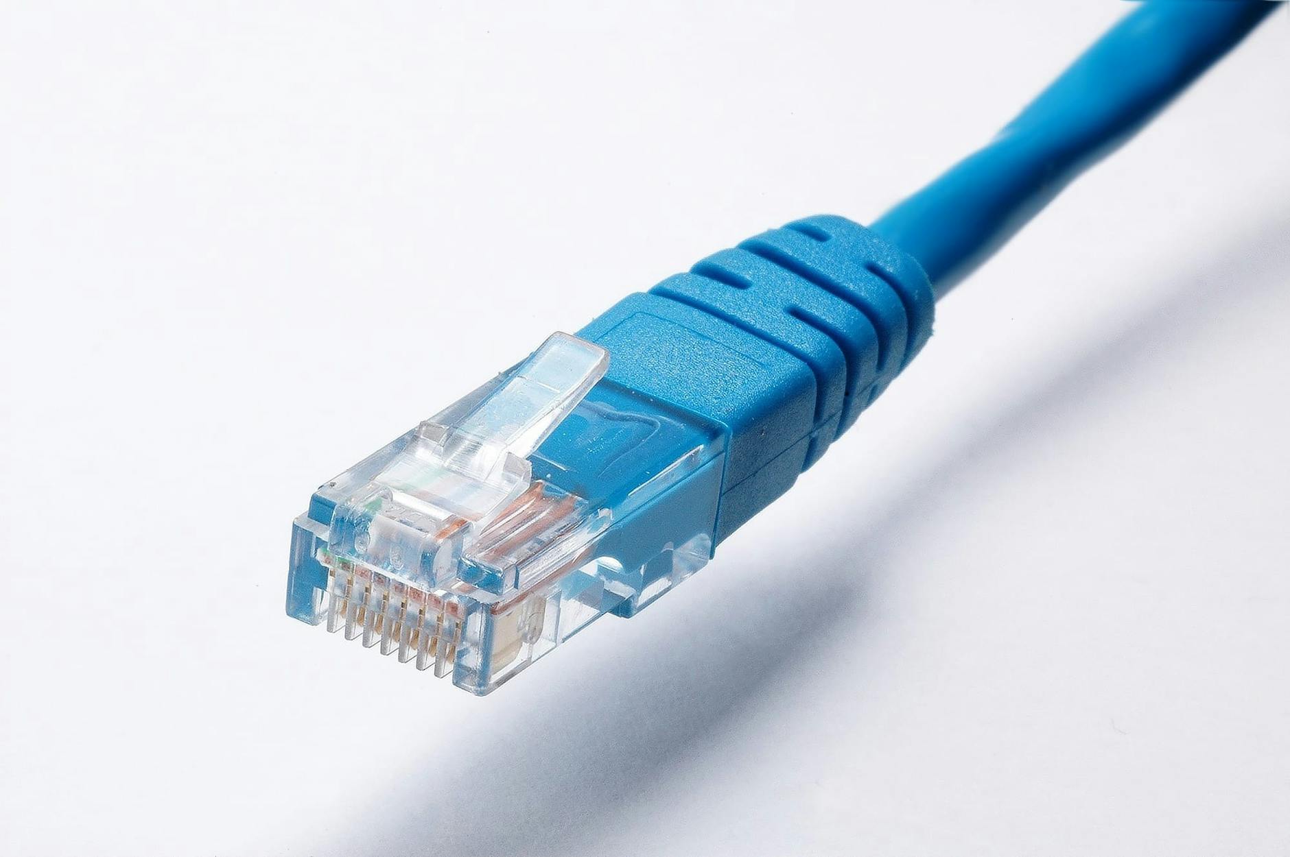 Diferencias técnicas reales entre Cat6 y Cat6A: cuándo usar cada uno en tu empresa