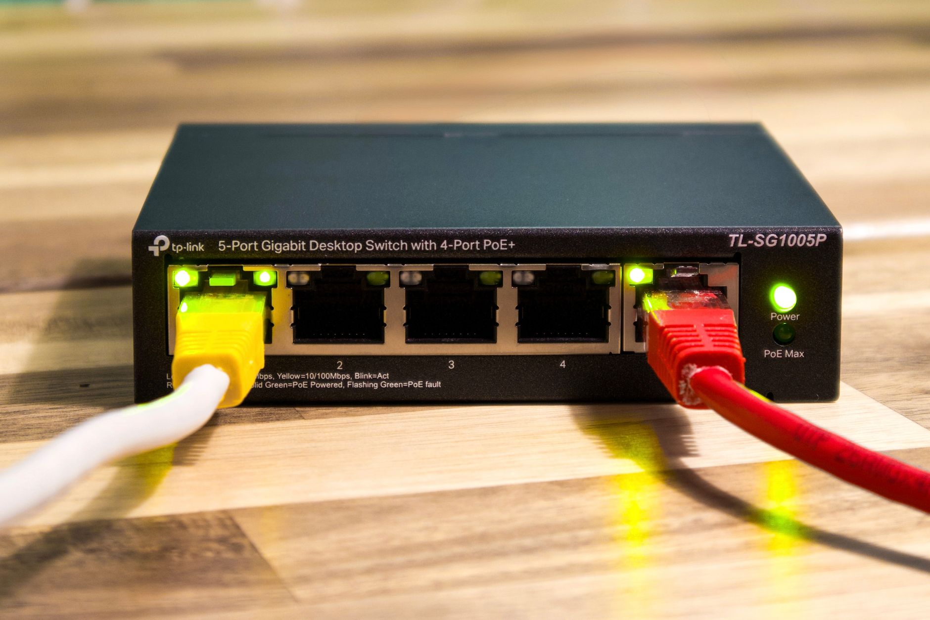 Equipos UniFi para empresas en Cali: qué modelo elegir según tu operación