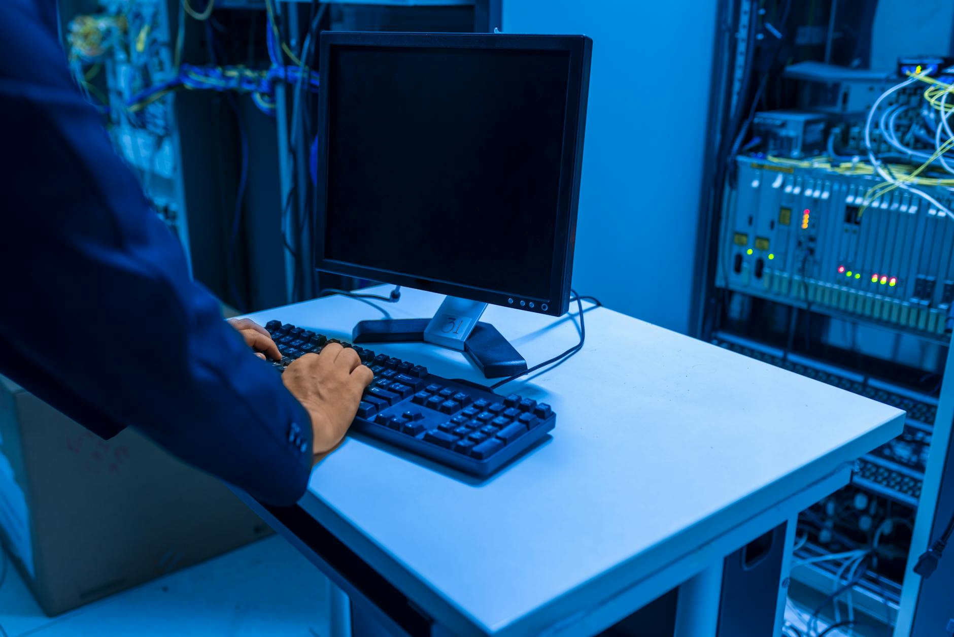 Por qué el soporte técnico reactivo destruye la productividad de tu empresa en Cali